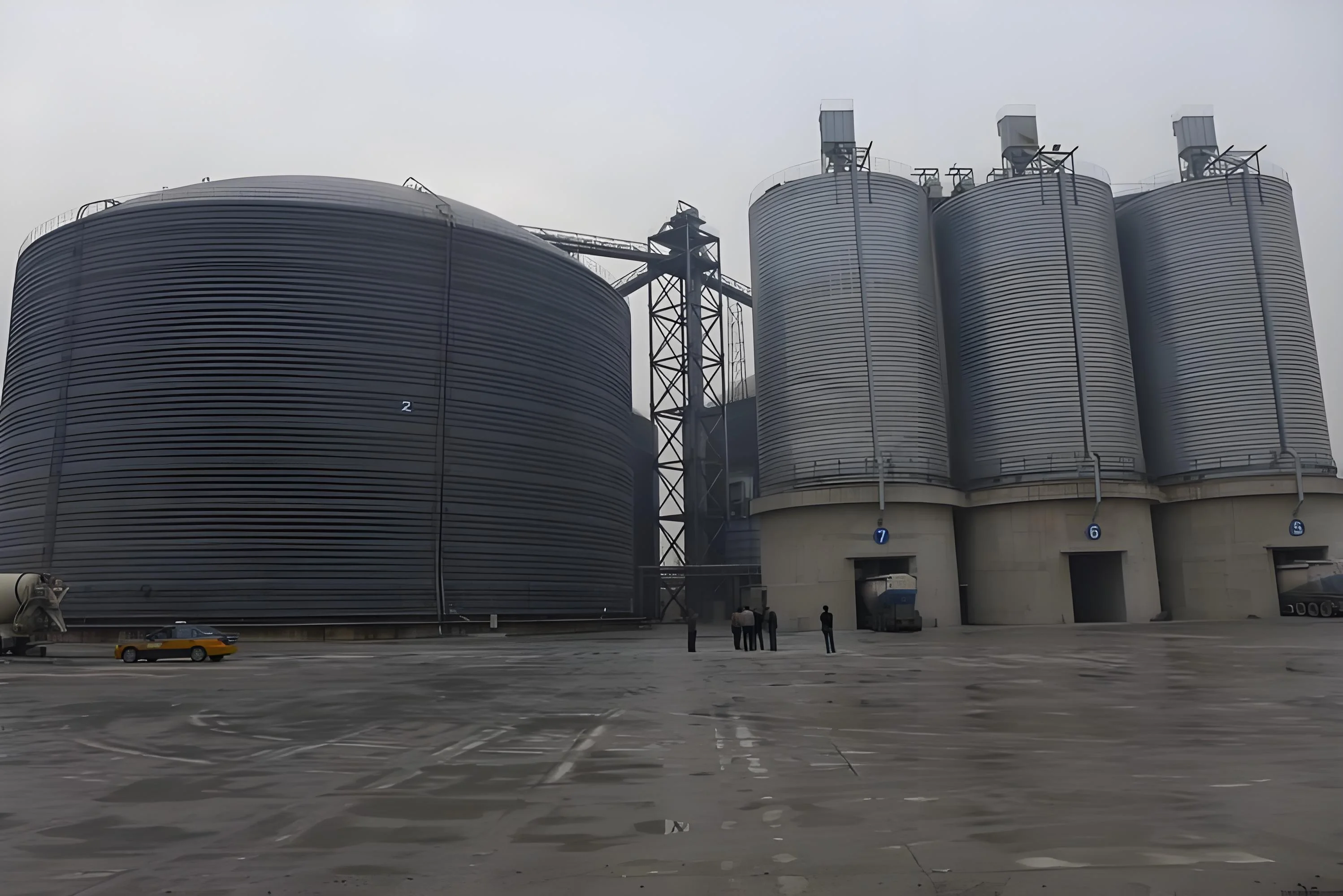 Silo &agrave; cendres volantes